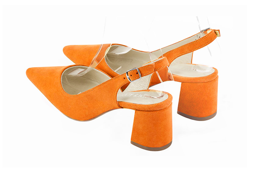 French elegance and refinement for these apricot orange dress slingback shoes, 
                available in many subtle leather and colour combinations. This charming, timeless pump will be perfect for any type of occasion.
To be personalized with your materials and colors.  
                Matching clutches for parties, ceremonies and weddings.   
                You can customize these shoes to perfectly match your tastes or needs, and have a unique model.  
                Choice of leathers, colours, knots and heels. 
                Wide range of materials and shades carefully chosen.  
                Rich collection of flat, low, mid and high heels.  
                Small and large shoe sizes - Florence KOOIJMAN